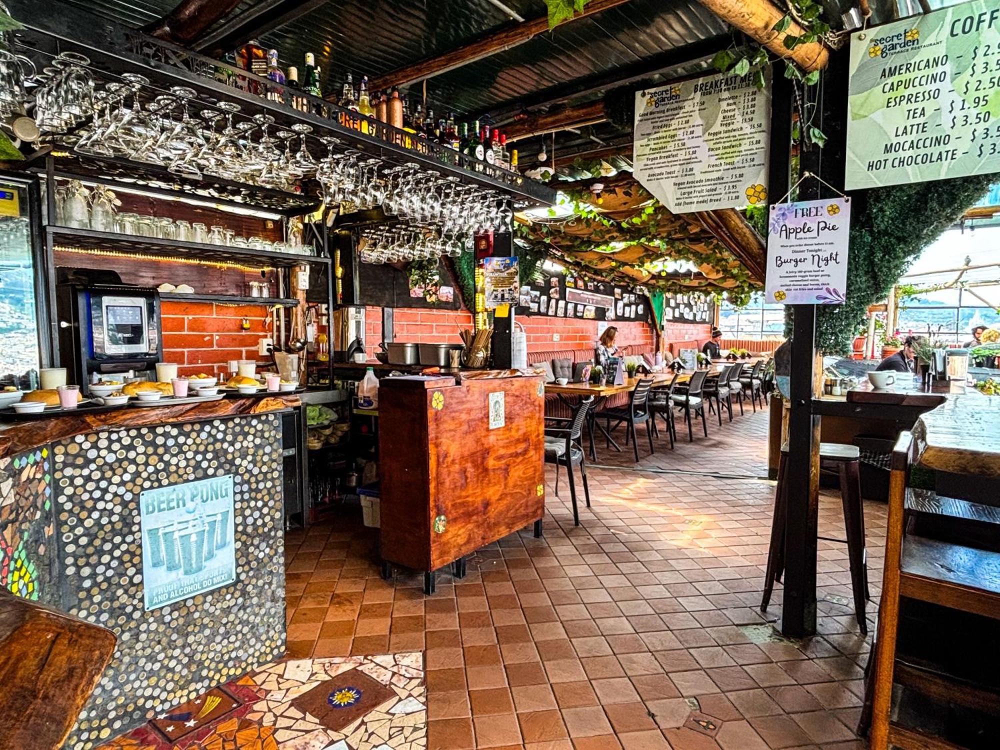 The Secret Garden Hostel Κίτο Εξωτερικό φωτογραφία